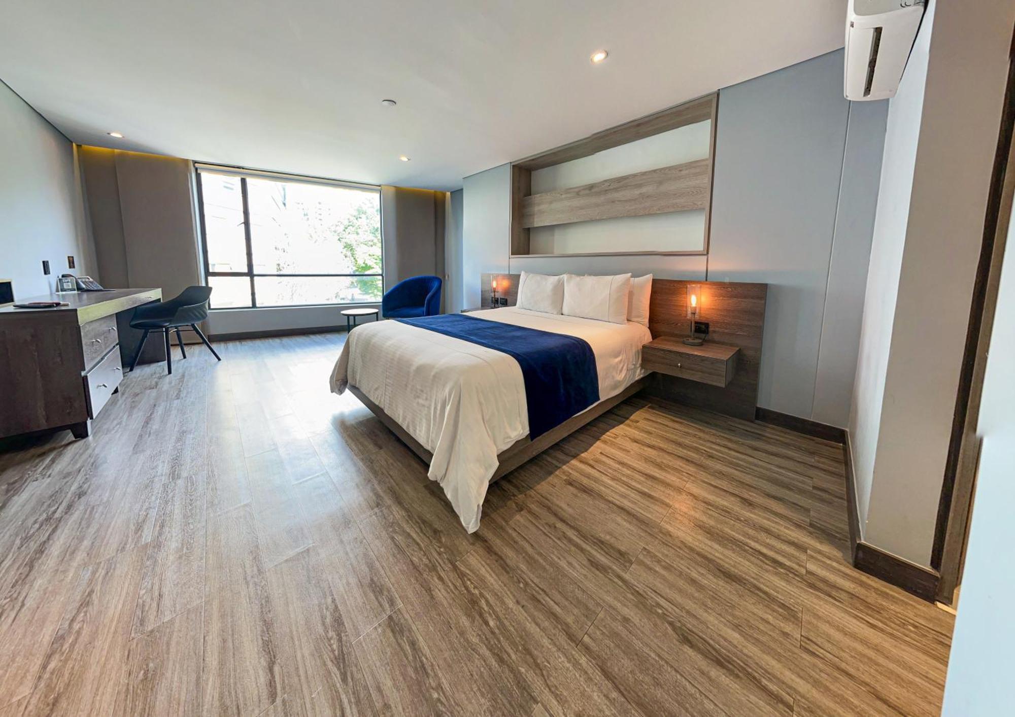 Cafe Hotel Medellin Room photo